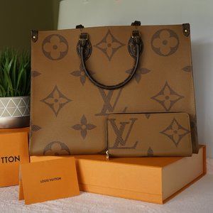 LV Onthego Reversible Tote with Matching Wallet!